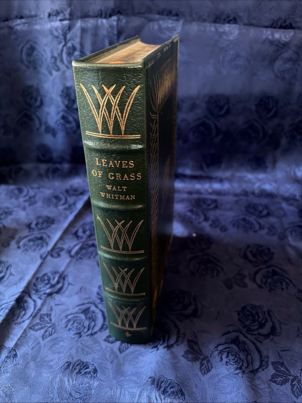 Leaves Of Grass By Walt Whitman The Easton Press 1977 - Like New Condition